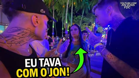 dj nathi mostrando a bct|Olha o que a Dj Nathi fez no show! .